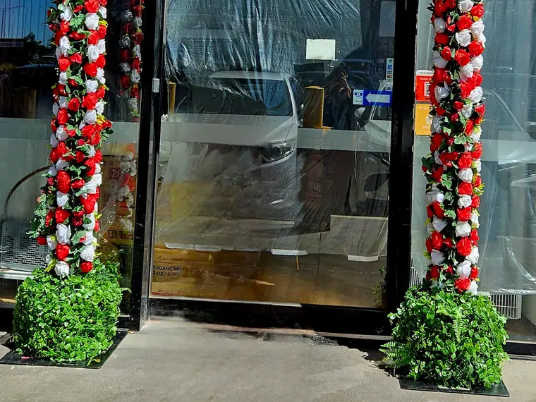 Gate and Staircase Decoration Melbourne